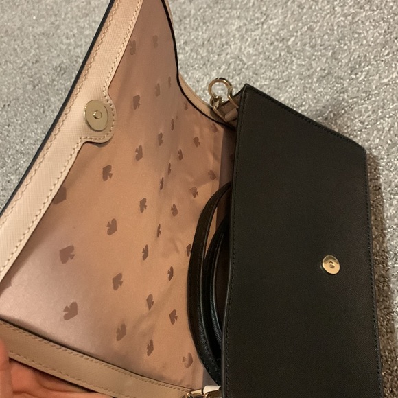 Kate Spade Cross Body Bag. Like new - Picture 6 of 8